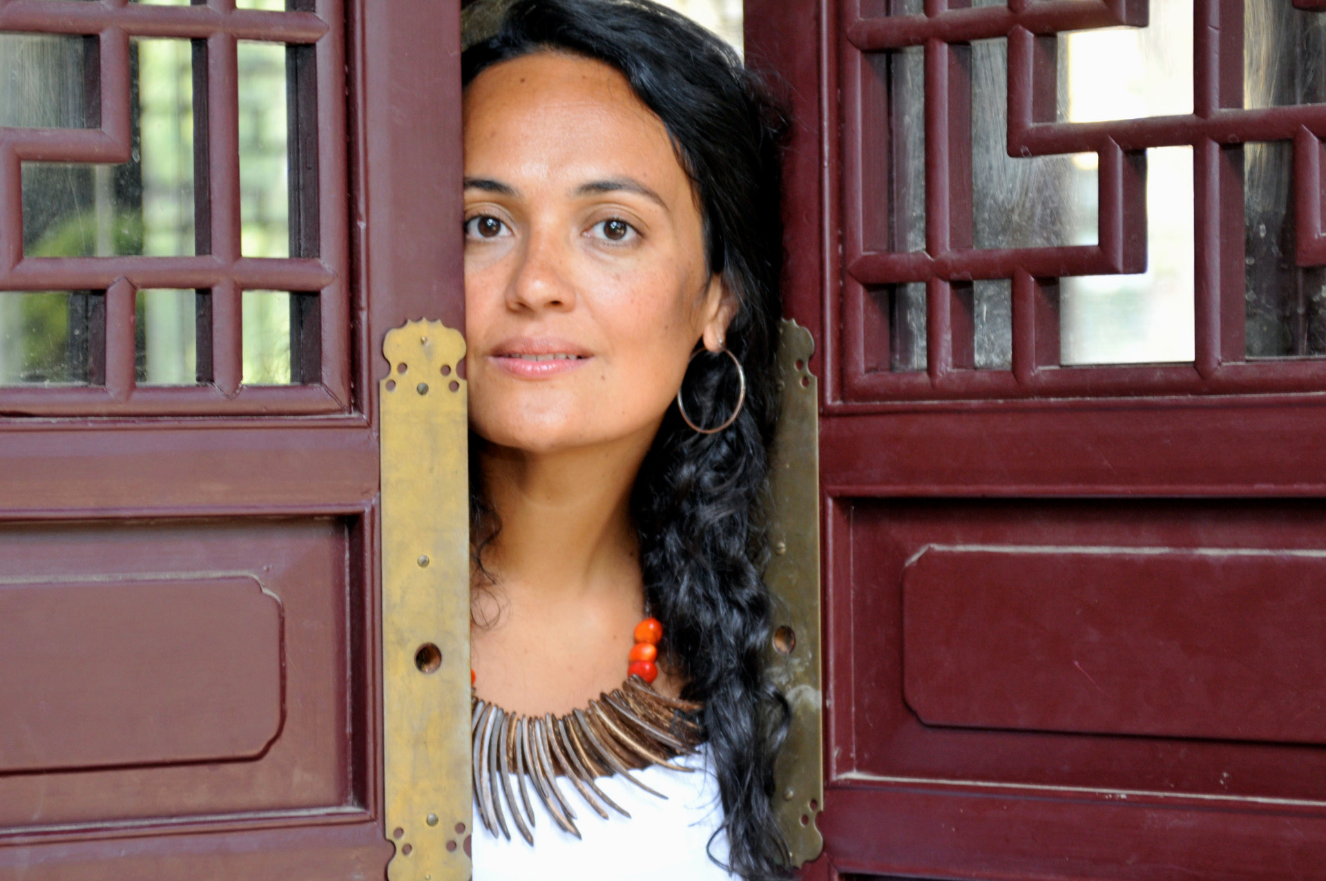 Ensaio fotográfico da cantora Juliana da Silva. Frankfurt